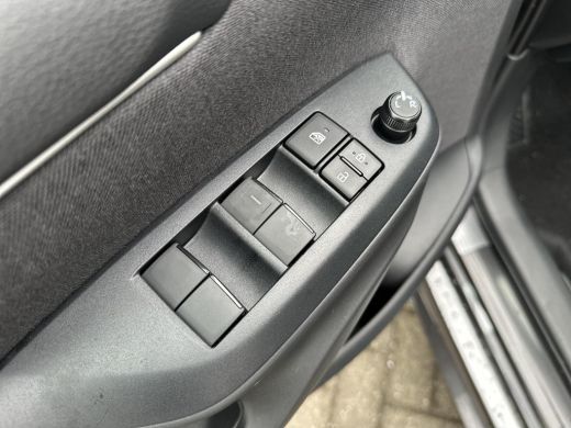 Mazda 2 Hybrid 1.5 Centre-line | Camera achter | CarPlay & Android Auto | Lichtmetalen velgen ActivLease financial lease