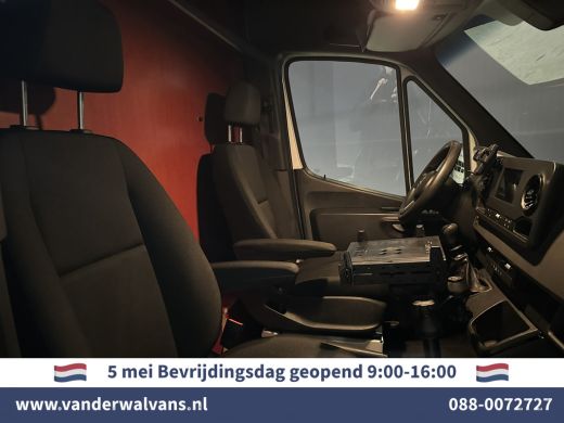 Mercedes Sprinter 316 CDI 164pk L2H2 Euro6 Airco | 3500kg trekhaak | Omvormer | Camera Apple Carplay, Android Auto,... ActivLease financial lease