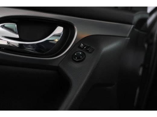Nissan QASHQAI 1.2 N-Vision Cruise Control, Navigatie, Airco, 360 Camera, trekhaak ActivLease financial lease