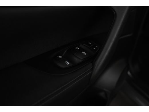 Nissan QASHQAI 1.2 N-Vision Cruise Control, Navigatie, Airco, 360 Camera, trekhaak ActivLease financial lease