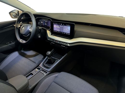 Skoda Octavia Combi 1.5 115pk TSI Selection / DAB - Digitale Radio / Cruise Control / Smartphone integratie met... ActivLease financial lease