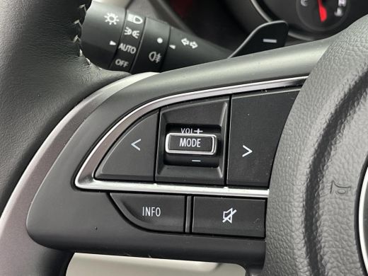Suzuki Swift 1.2 Style Smart Hybrid DEMO AUTO OOSTENDORP | Automaat | Climate Control | Navigatiesysteem | Ada... ActivLease financial lease