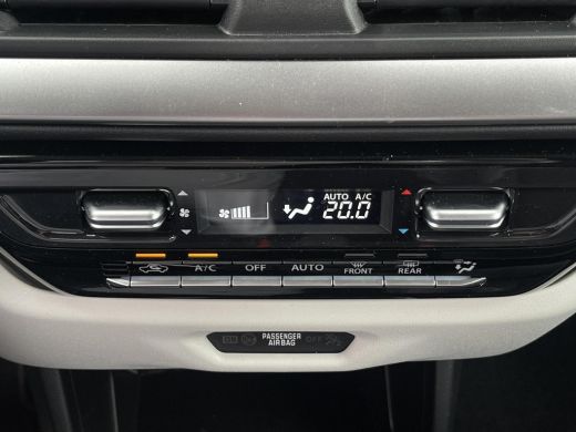 Suzuki Swift 1.2 Style Smart Hybrid DEMO AUTO OOSTENDORP | Automaat | Climate Control | Navigatiesysteem | Ada... ActivLease financial lease