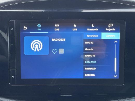 Toyota Aygo X 1.0 VVT-i MT Play **APPLE CARPLAY/ PARKEERCAMERA/ 36 MAANDEN GARANTIE** ActivLease financial lease