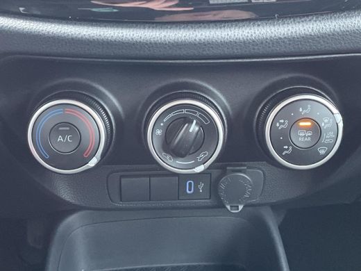 Toyota Aygo X 1.0 VVT-i MT Play **APPLE CARPLAY/ PARKEERCAMERA/ 36 MAANDEN GARANTIE** ActivLease financial lease