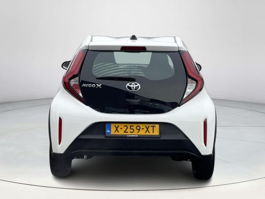 Toyota Aygo X 1.0 VVT-i MT Play **APPLE CARPLAY/ PARKEERCAMERA/ 36 MAANDEN GARANTIE** ActivLease financial lease