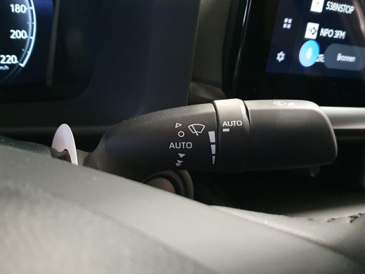 Toyota C-HR 2.0 Plug-in Hybrid 220 First Edition **NIEUWE AUTO/ DIRECT LEVERBAAR** ActivLease financial lease