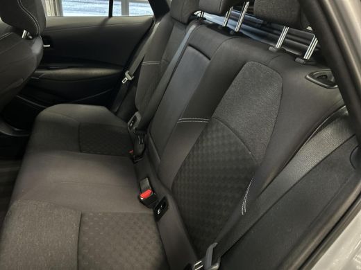 Toyota Corolla Touring Sports Hybrid 140 Active ActivLease financial lease