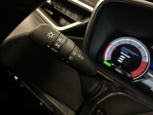 Toyota Corolla Touring Sports Hybrid 140 Active ActivLease financial lease