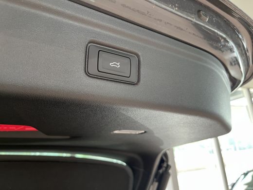 Audi A6 Avant e-tron Avant e-tron Avant e-tron (C1) Edition e-tron 100kWh 270 kW / 367 PK Avant Elektrische aandrijvin... ActivLease financial lease