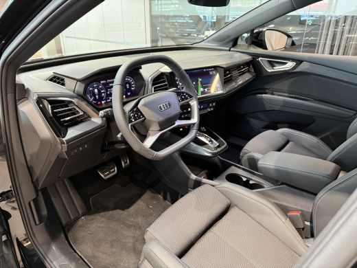 Audi Q4 e-tron S edition e-tron 45 82 kWh 210 kW / 286 PK Sportback Elektr. aandrijving qu ActivLease financial lease