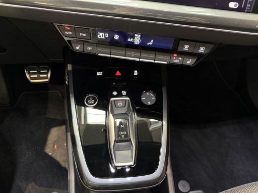 Audi Q4 e-tron S edition e-tron 45 82 kWh 210 kW / 286 PK Sportback Elektr. aandrijving qu ActivLease financial lease
