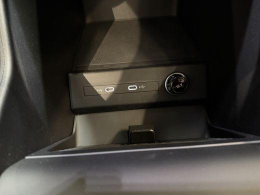 Audi Q4 e-tron S edition e-tron 45 82 kWh 210 kW / 286 PK Sportback Elektr. aandrijving qu ActivLease financial lease