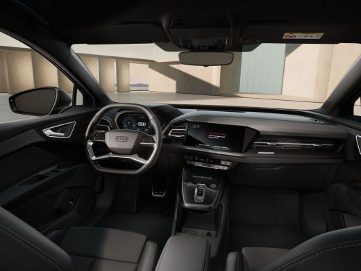 Audi Q4 Sportback e-tron S edition e-tron 45 82 kWh 210 kW / 286 PK Sportback Elektr. aandrijving qu ActivLease financial lease