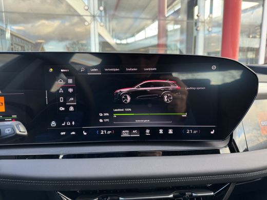 Audi Q6 e-tron Advanced edition performance 306pk 100 kWh | Tech plus | Leder | Bijrijdersdisplay ActivLease financial lease