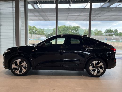 Audi Q6 e-tron Advanced edition e-tron 83Kwh 185 kW / 252 PK Sportback Elektrische aandrij ActivLease financial lease
