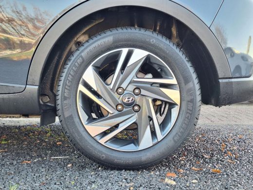 Hyundai Bayon 1.0 T-GDI Comfort Smart | Apple Carplay | Achteruitrij camera | Lichtmetalen velgen | Parkeersens... ActivLease financial lease