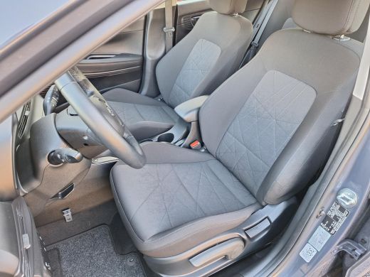 Hyundai Bayon 1.0 T-GDI Comfort Smart | Apple Carplay | Achteruitrij camera | Lichtmetalen velgen | Parkeersens... ActivLease financial lease