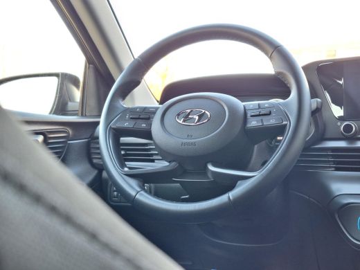 Hyundai Bayon 1.0 T-GDI Comfort Smart | Apple Carplay | Achteruitrij camera | Lichtmetalen velgen | Parkeersens... ActivLease financial lease