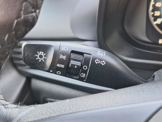 Hyundai Bayon 1.0 T-GDI Comfort Smart | Apple Carplay | Achteruitrij camera | Lichtmetalen velgen | Parkeersens... ActivLease financial lease