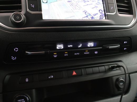 Peugeot Expert 2.0 BLUEHDI 180 PK AUT. SPORT PREMIUM + 2 SCHUIFDEUREN | HEAD-UP | CAMERA | TREEPLANKEN ActivLease financial lease