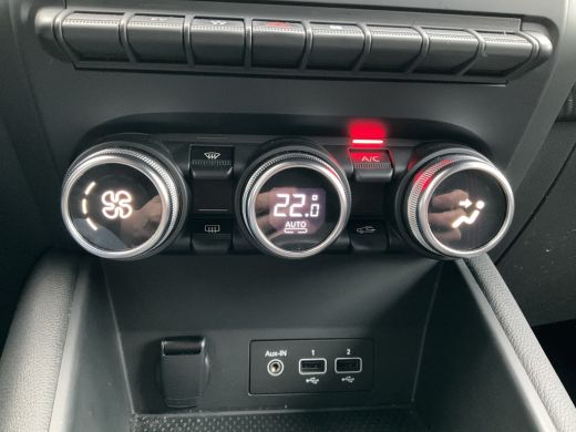 Renault Captur 1.6 E-Tech Hybrid 145 R.S. Line DealerOH 1Eig FullNavi Cam Carplay ActivLease financial lease