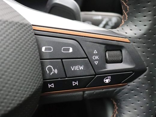 Seat Formentor 1.4 e-Hybrid Business 204PK DSG full led, adpative cruise, keyless, lane assist, stuur-stoelverwa... ActivLease financial lease