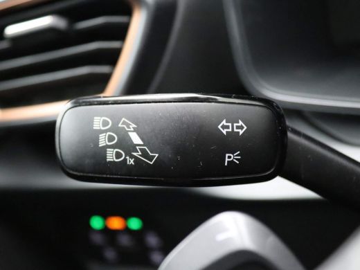 Seat Formentor 1.4 e-Hybrid Business 204PK DSG full led, adpative cruise, keyless, lane assist, stuur-stoelverwa... ActivLease financial lease
