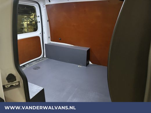 Volkswagen Caddy 2.0 TDI L1H1 Euro6 Airco | Camera | Cruisecontrol | Trekhaak | Parkeersensoren ActivLease financial lease