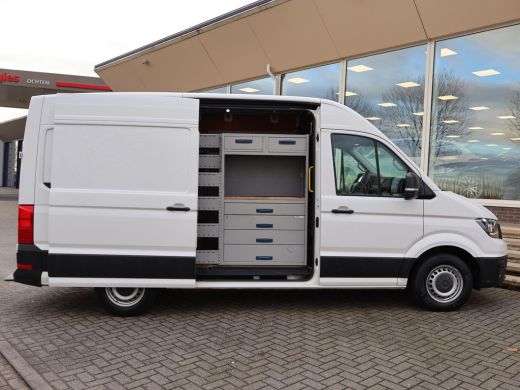 Volkswagen Crafter 35 2.0 TDI 140 PK L3H3 + WERKPLAATS INRICHTING + TREKHAAK 3000 KG | CAMERA | DAB | APPLE CARPLAY ActivLease financial lease