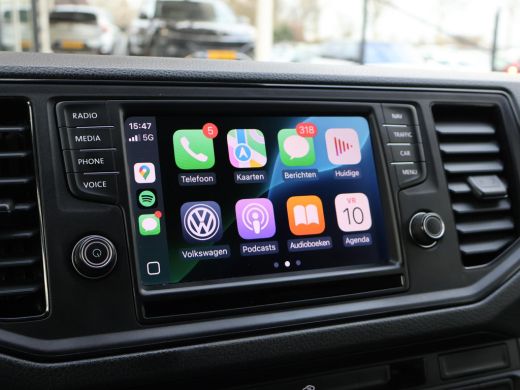 Volkswagen Crafter 35 2.0 TDI 140 PK L3H3 + WERKPLAATS INRICHTING + TREKHAAK 3000 KG | CAMERA | DAB | APPLE CARPLAY ActivLease financial lease
