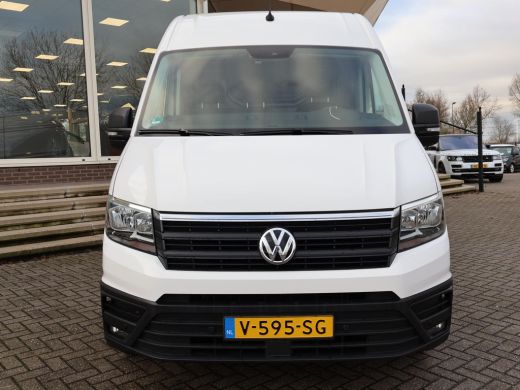 Volkswagen Crafter 35 2.0 TDI 140 PK L3H3 + WERKPLAATS INRICHTING + TREKHAAK 3000 KG | CAMERA | DAB | APPLE CARPLAY ActivLease financial lease