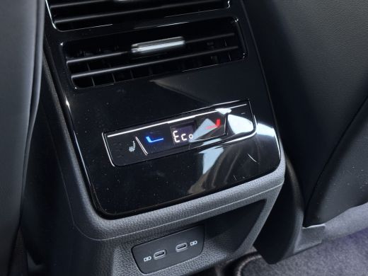 Volkswagen ID.7 Tourer Pro Business 77 kWh accu. 210 kW / 286 pk Variant Elektrische aandrijving ActivLease financial lease
