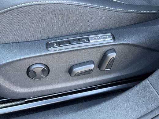 Volkswagen ID.7 Tourer Pro Business 77 kWh accu. 210 kW / 286 pk Variant Elektrische aandrijving ActivLease financial lease