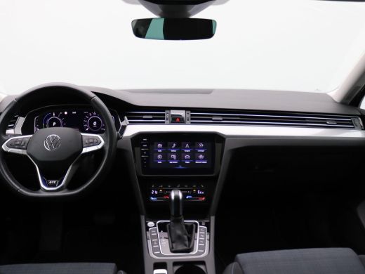 Volkswagen Passat Variant 1.4 TSI PHEV GTE Business 218PK DSG matrix led, trekhaak, achteruitrijcamera, adaptive cr... ActivLease financial lease
