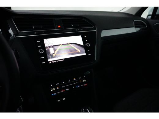 Volkswagen Tiguan 1.5 TSI 150PK DSG-7 Life + | TREKHAAK | CAMERA | NAVI BY APP | STOELVERW. ActivLease financial lease