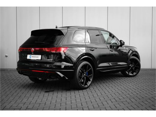 Volkswagen Touareg R |  Luchtvering | Head-updisplay | High-end geluidsysteem dynaudio ActivLease financial lease
