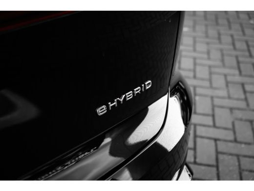Volkswagen Touareg R |  Luchtvering | Head-updisplay | High-end geluidsysteem dynaudio ActivLease financial lease