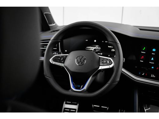 Volkswagen Touareg R |  Luchtvering | Head-updisplay | High-end geluidsysteem dynaudio ActivLease financial lease