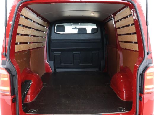 Volkswagen Transporter 2.0 TDI HIGHLINE + APPLE CARPLAY | TREKHAAK | DAB | NAVIGATIE ActivLease financial lease
