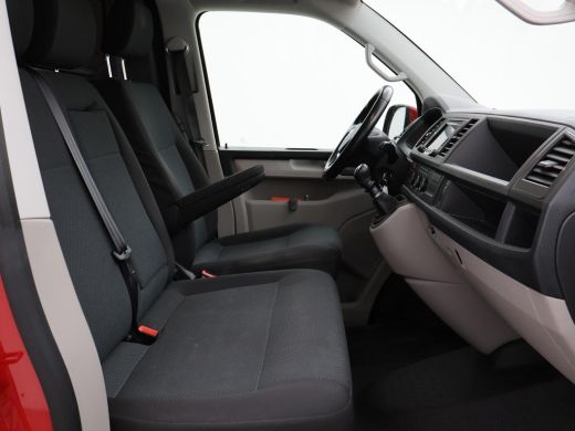 Volkswagen Transporter 2.0 TDI HIGHLINE + APPLE CARPLAY | TREKHAAK | DAB | NAVIGATIE ActivLease financial lease