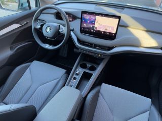 Skoda Enyaq 60 62kWh 179pk Selection | Adaptive Cruise control | Extra getint glas | Zonwering achterportieren