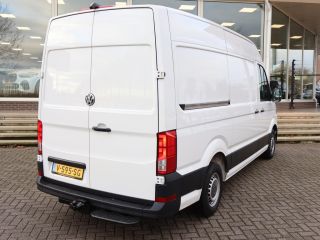 Volkswagen Crafter 35 2.0 TDI 140 PK L3H3 + WERKPLAATS INRICHTING + TREKHAAK 3000 KG | CAMERA | DAB | APPLE CARPLAY