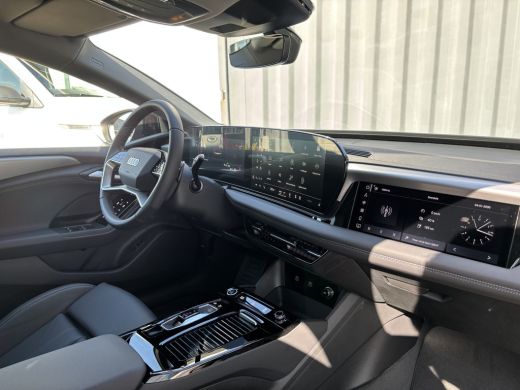 Audi A6 Avant e-tron Avant e-tron Advanced edition performance 100 kWh 367 pk | Tech Plus | Sportstoelen | Optiek zwart ActivLease financial lease