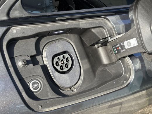Audi A6 Avant e-tron Advanced edition performance 100 kWh | Tech Plus | Sportstoelen | 367 pk ActivLease financial lease
