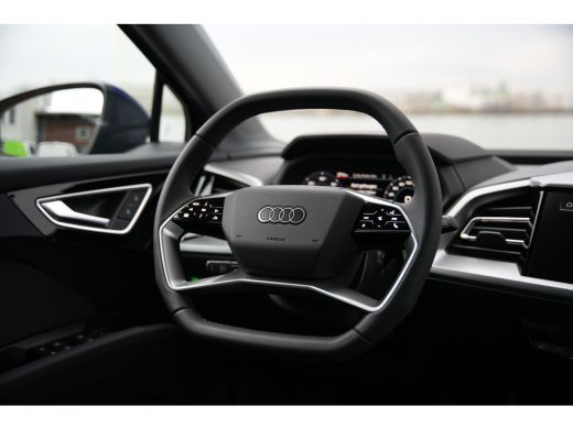 Audi Q4 e-tron Advanced edition e-tron 45 82 kWh 210 kW / 286 PK Hatchback Elektr. aandrijving quatt ActivLease financial lease
