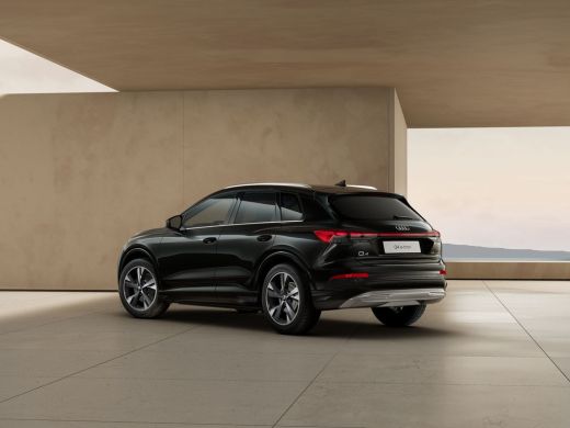 Audi Q4 e-tron Advanced edition e-tron 45 82 kWh 210 kW / 286 PK Hatchback Elektr. aandrijving quatt ActivLease financial lease