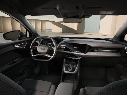 Audi Q4 e-tron Advanced edition e-tron 45 82 kWh 210 kW / 286 PK Hatchback Elektr. aandrijving quatt ActivLease financial lease