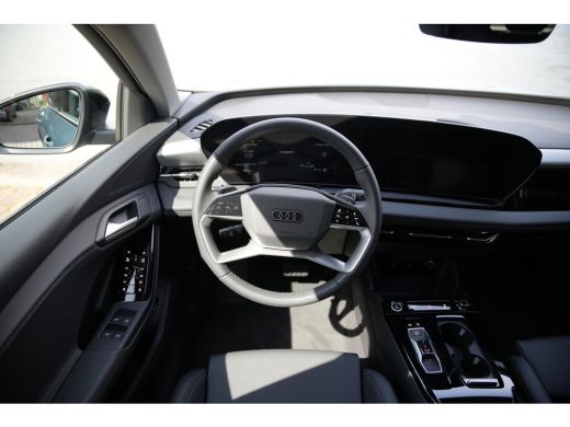 Audi Q6 e-tron Advanced edition 100 kWh | Trekhaak | Tech Plus | 306 pk ActivLease financial lease