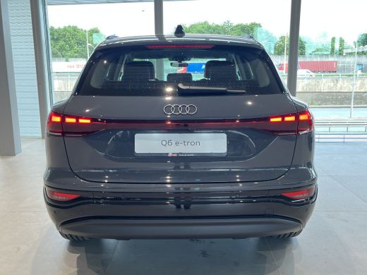 Audi Q6 e-tron edition e-tron 83Kwh 185 kW / 252 PK Hatchback Elektrische aandrijving ActivLease financial lease
